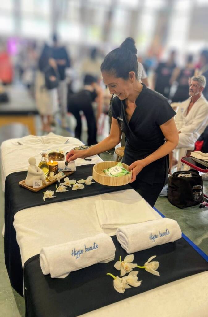 Votre praticienne en action au Championnat d'Europe de Massage 2025